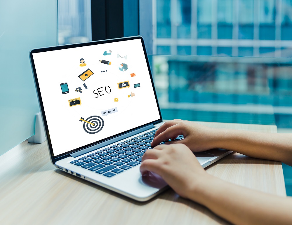 攝圖網_500788930_筆記本屏幕上的SEO（非企業商用）.jpg